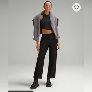 Lululemon Utilitech Relaxed Mid-Rise Trouser 7/8